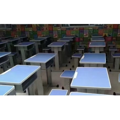 課桌凳
